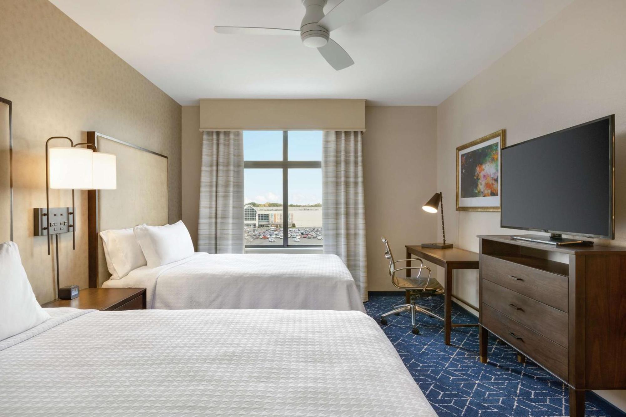 Homewood By Hilton Crossgates Mall Hotel 3*